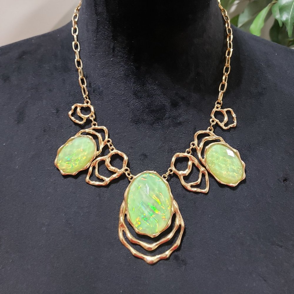 Gold Tone Chain Green Sparkling Statement Necklace Adjustable W Lobster Clasp